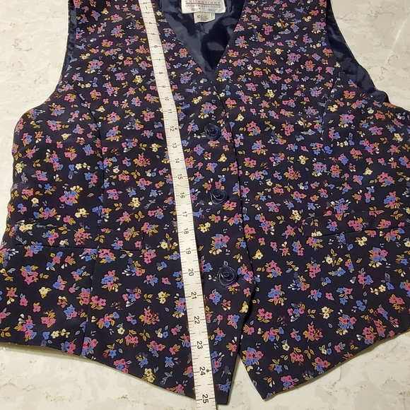 Vintage Floral Vest - Picture 9 of 9